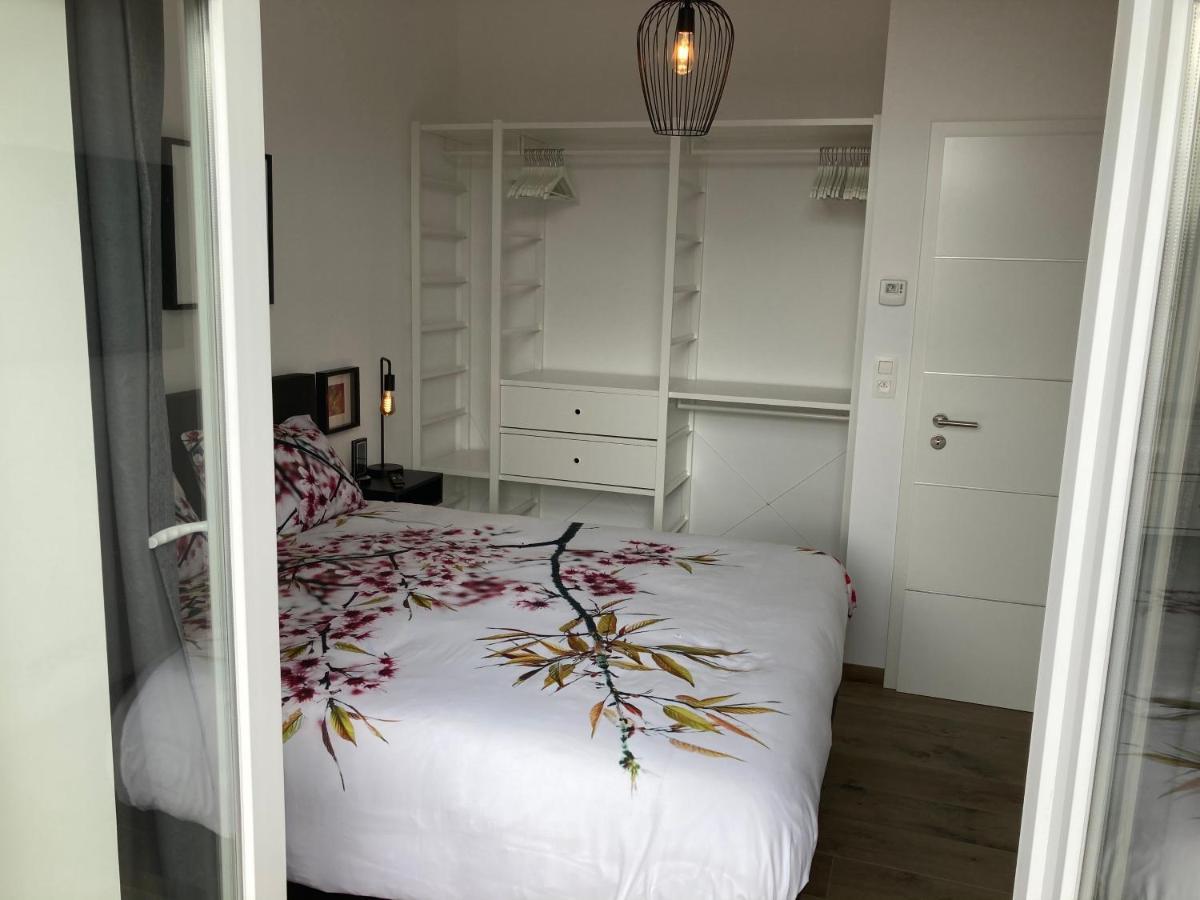 Les Duplex De La Place Des Ecoles 斯帕 外观 照片