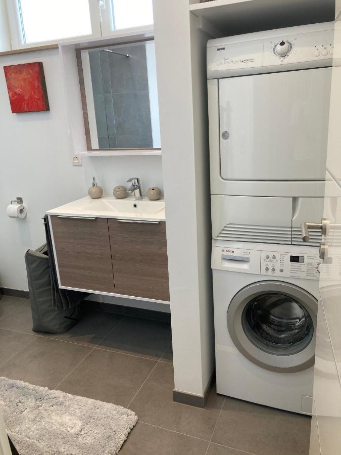 Les Duplex De La Place Des Ecoles 斯帕 外观 照片