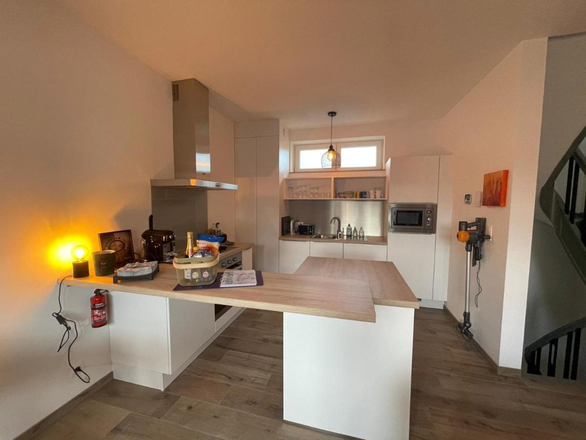Les Duplex De La Place Des Ecoles 斯帕 外观 照片