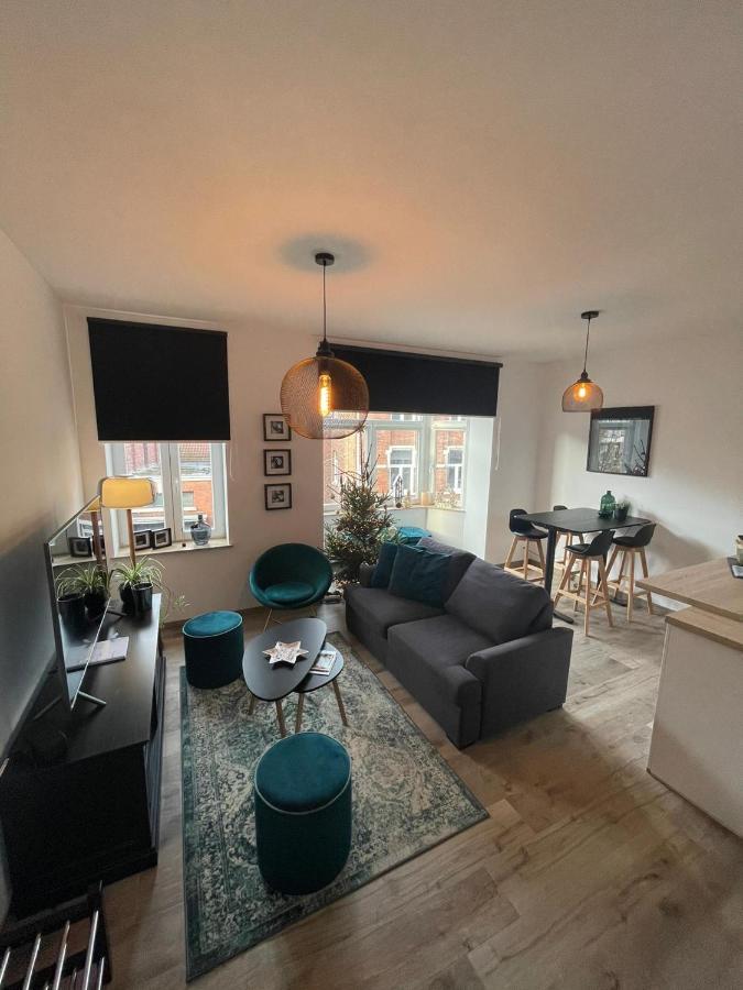 Les Duplex De La Place Des Ecoles 斯帕 外观 照片