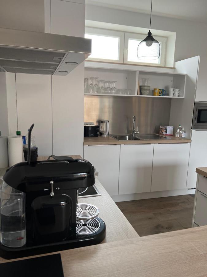 Les Duplex De La Place Des Ecoles 斯帕 外观 照片